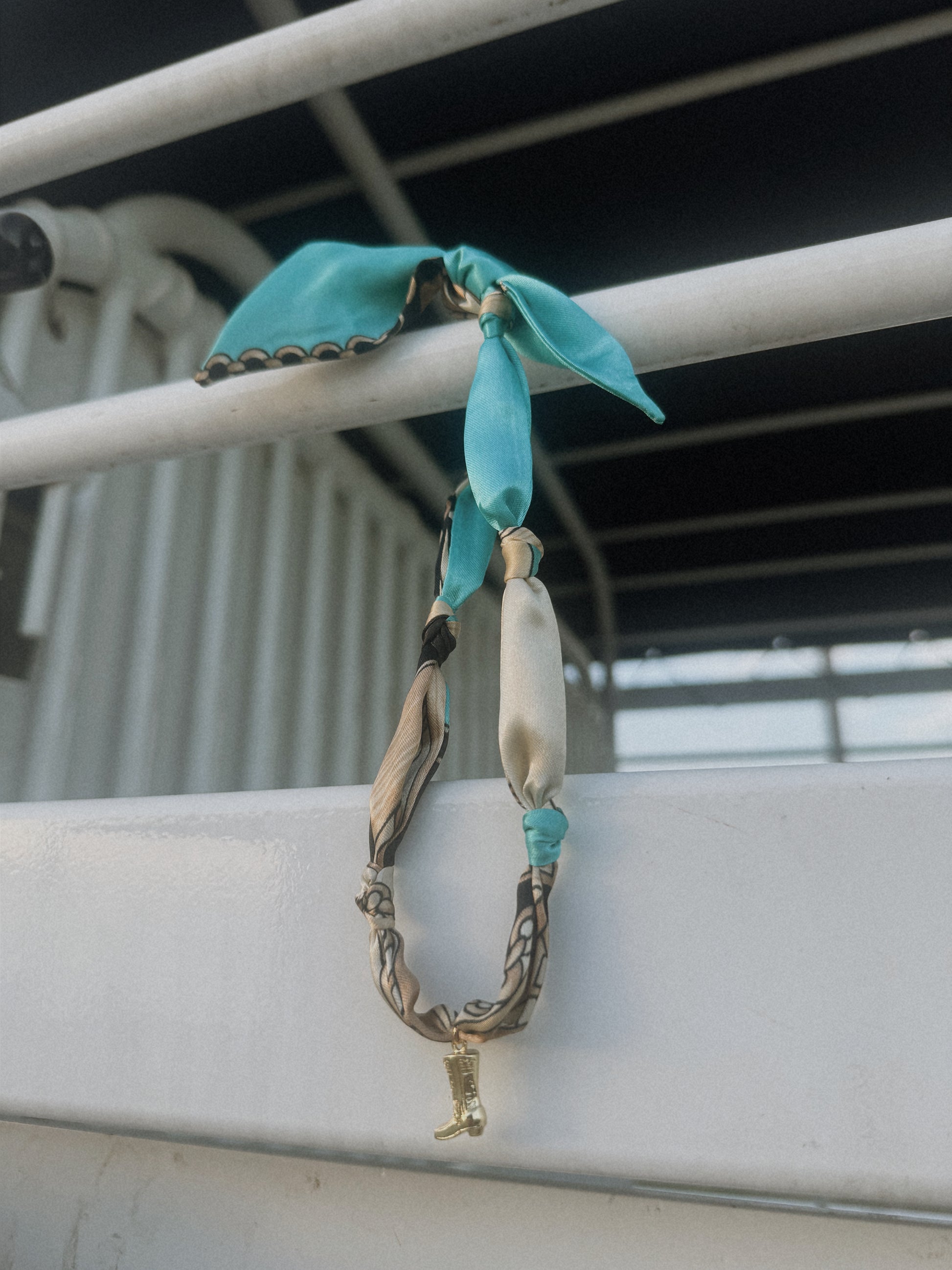 The Cowgirl Candy Necklace - Turquoise