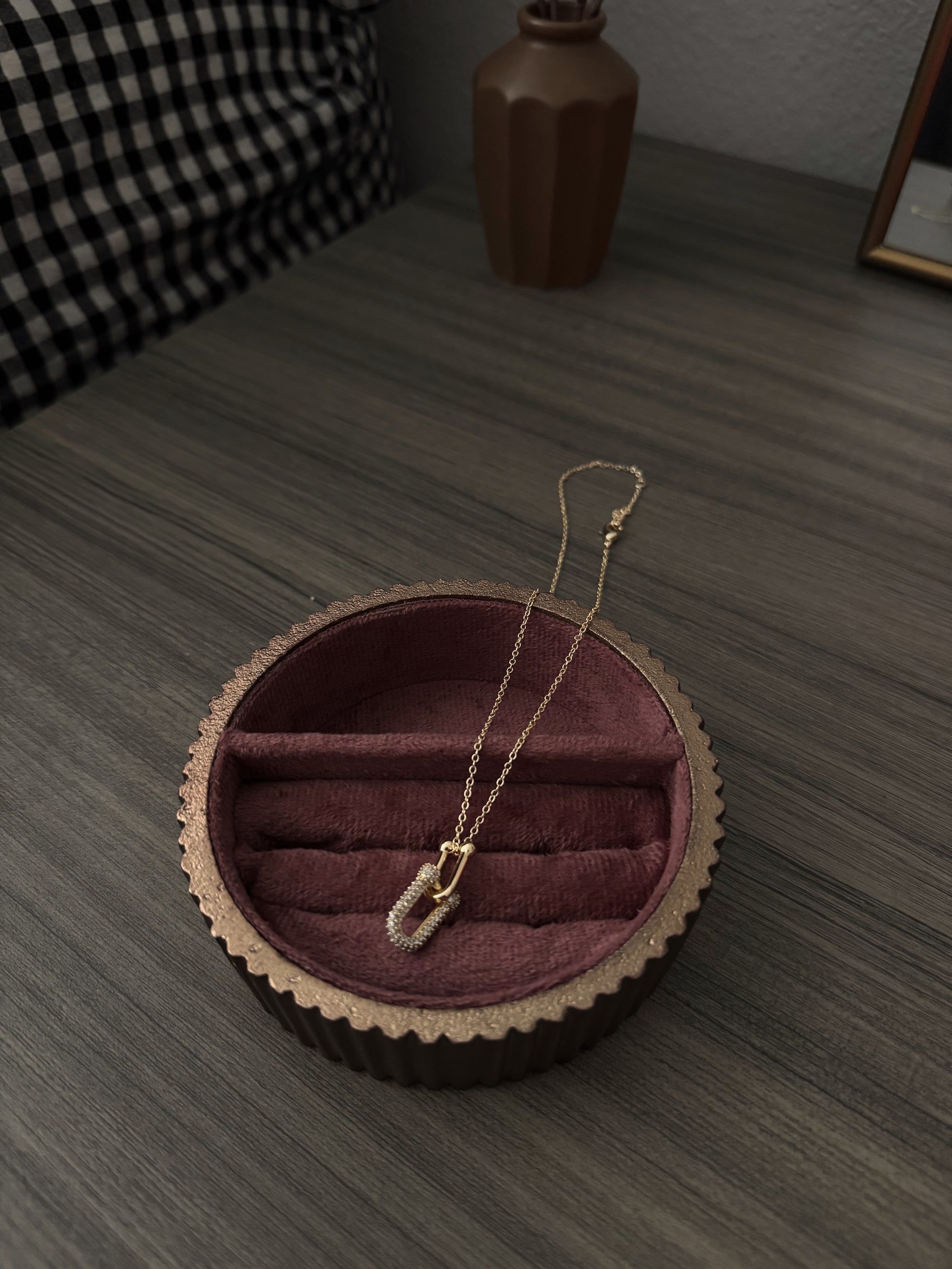 The Pavé Loop Necklace